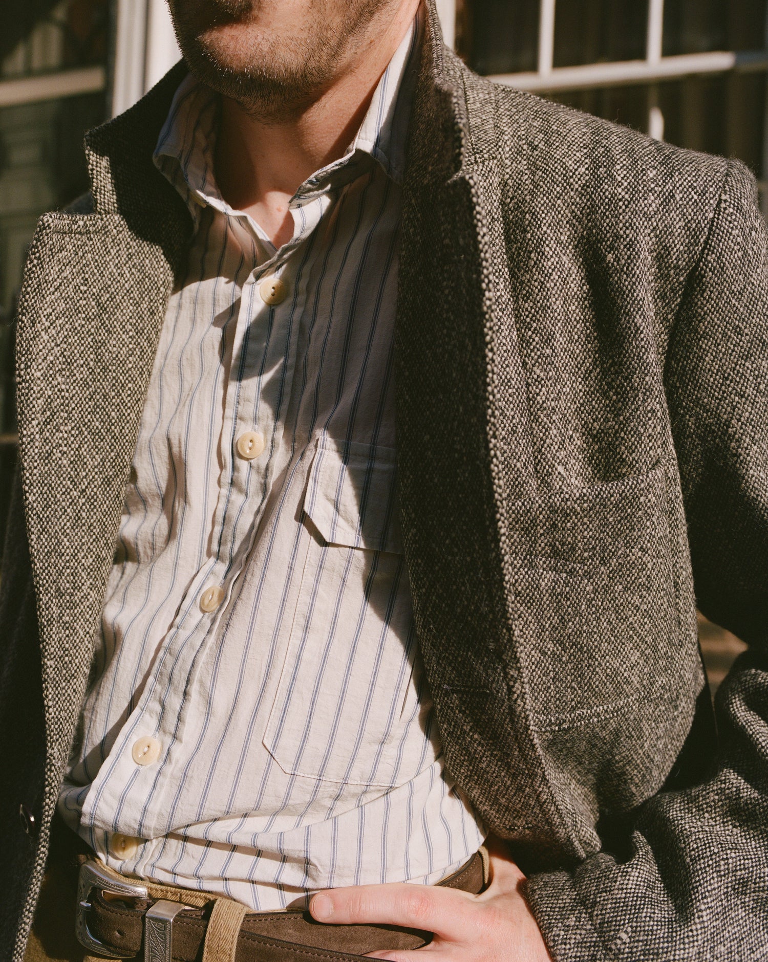 White and Blue Stripe Linen-Cotton Long Point Collar Shirt