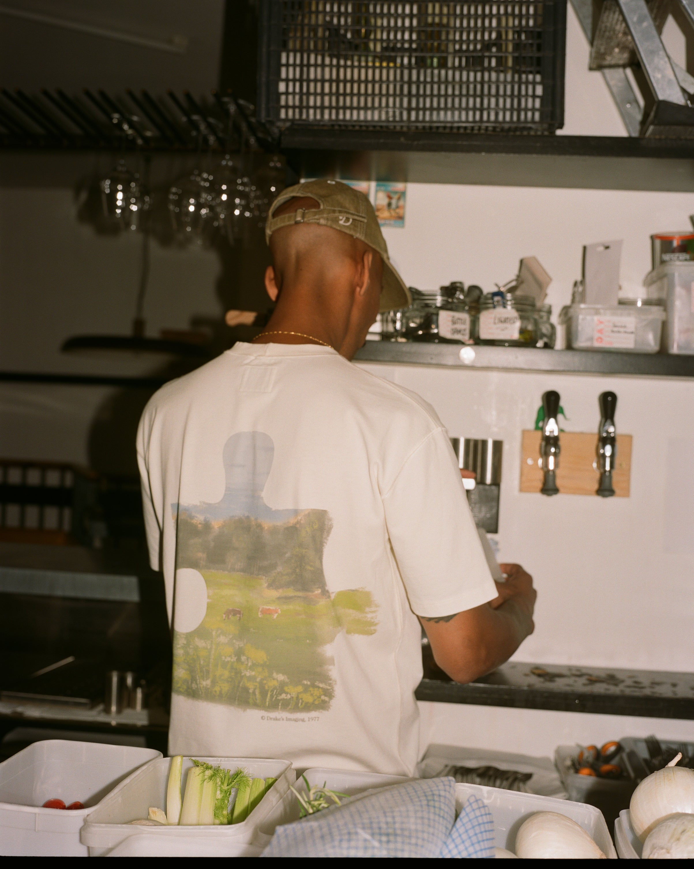 Antique White 'Puzzle' Print Short-Sleeve Hiking T-Shirt – Drakes US