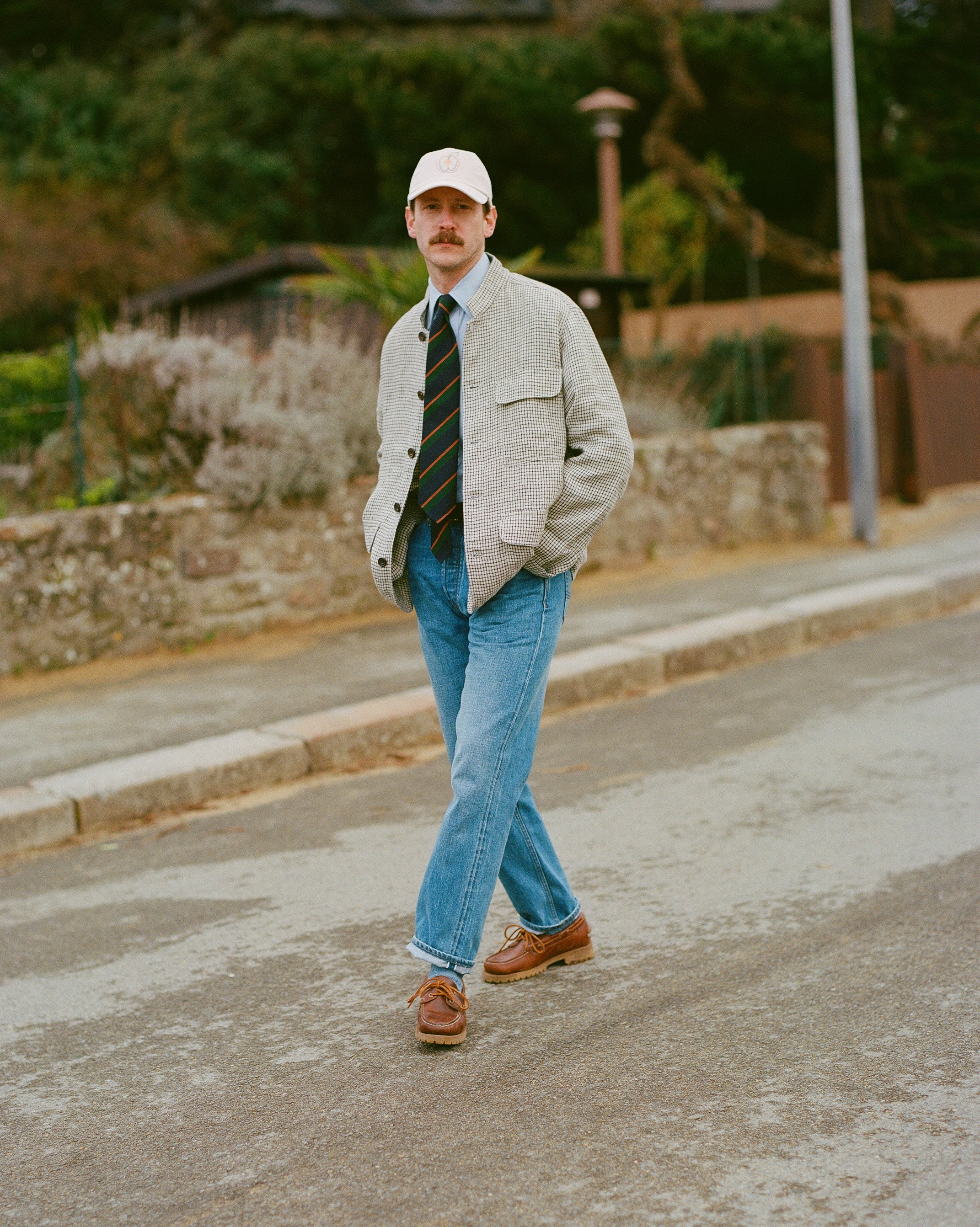 304700550009.jpg?v=1713258977&