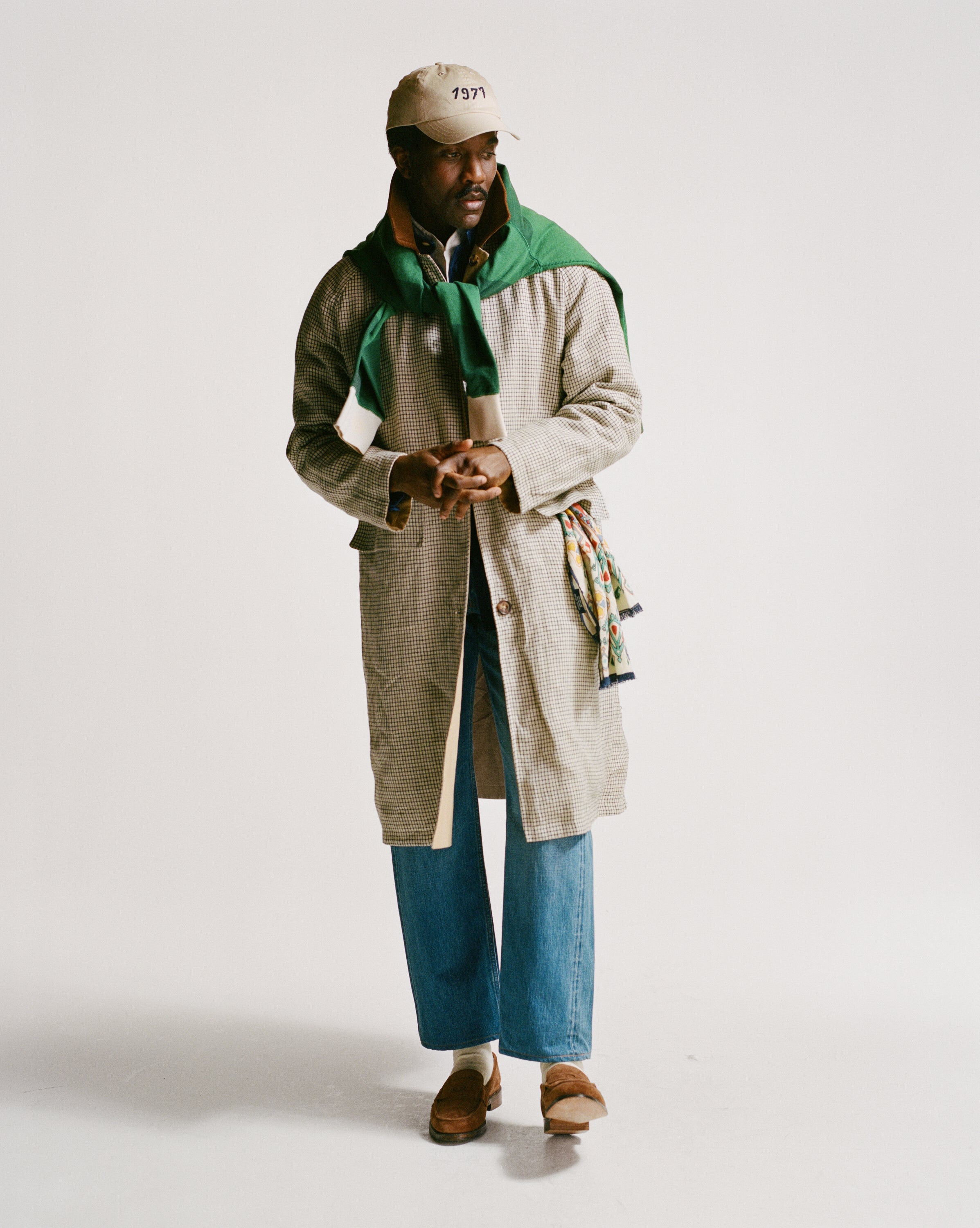 Reversible Linen–Cotton Raglan Mac