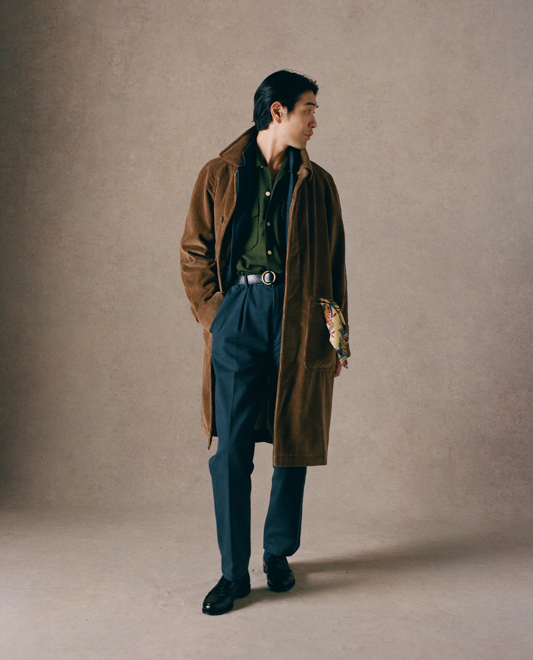Black Pleated Dress Pants - is there a way to dress these down? :  r/mensfashionadvice