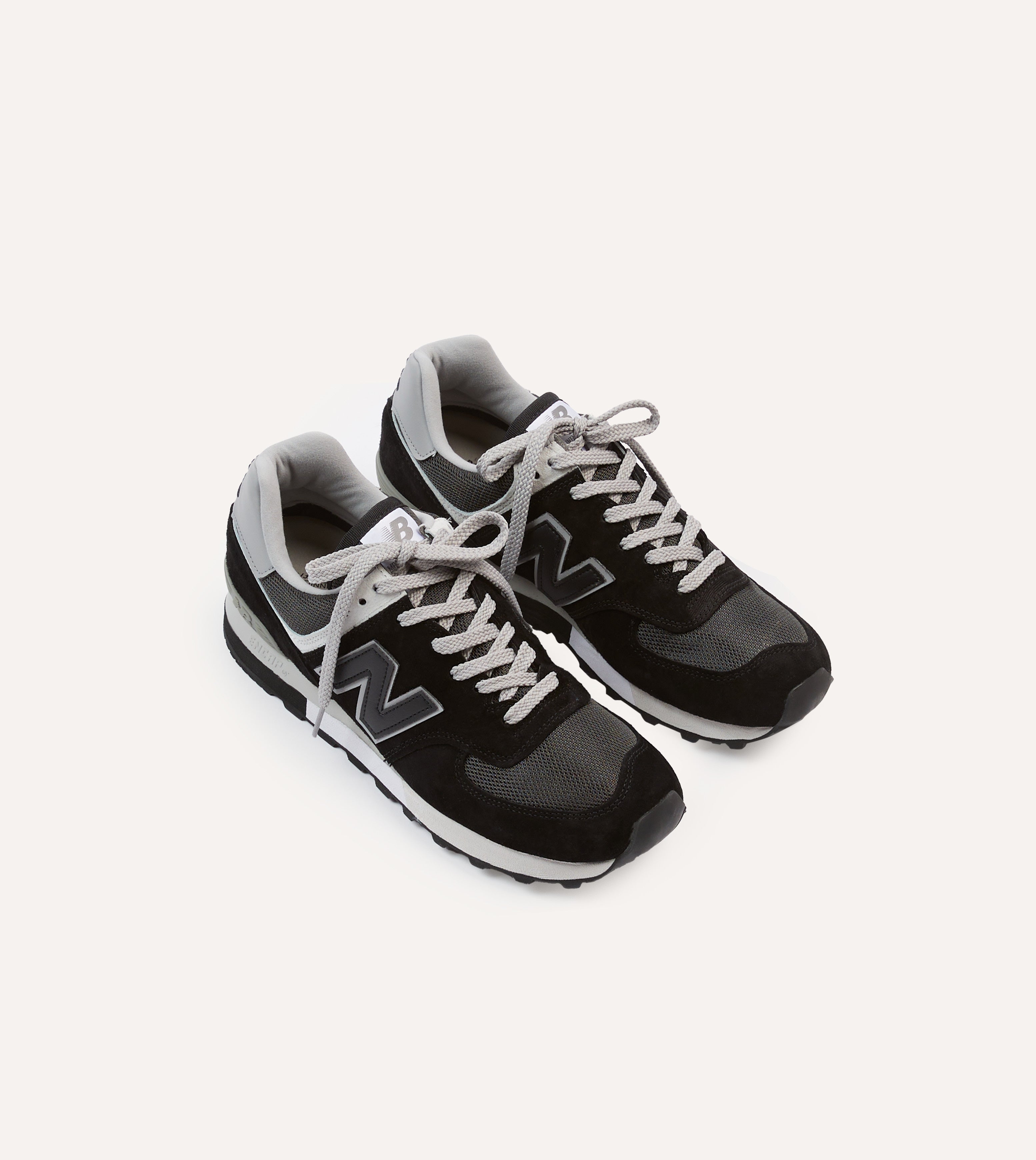 New balance black 574 uk best sale