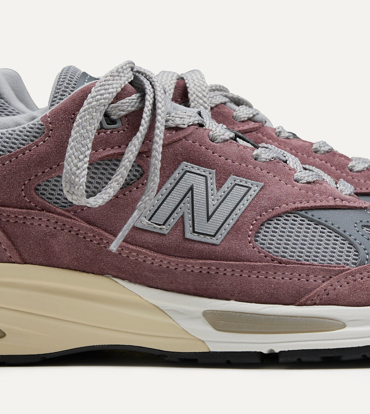 New Balance 'Elevated Essentials' Rose Taupe Made in UK 991v2 Trainers