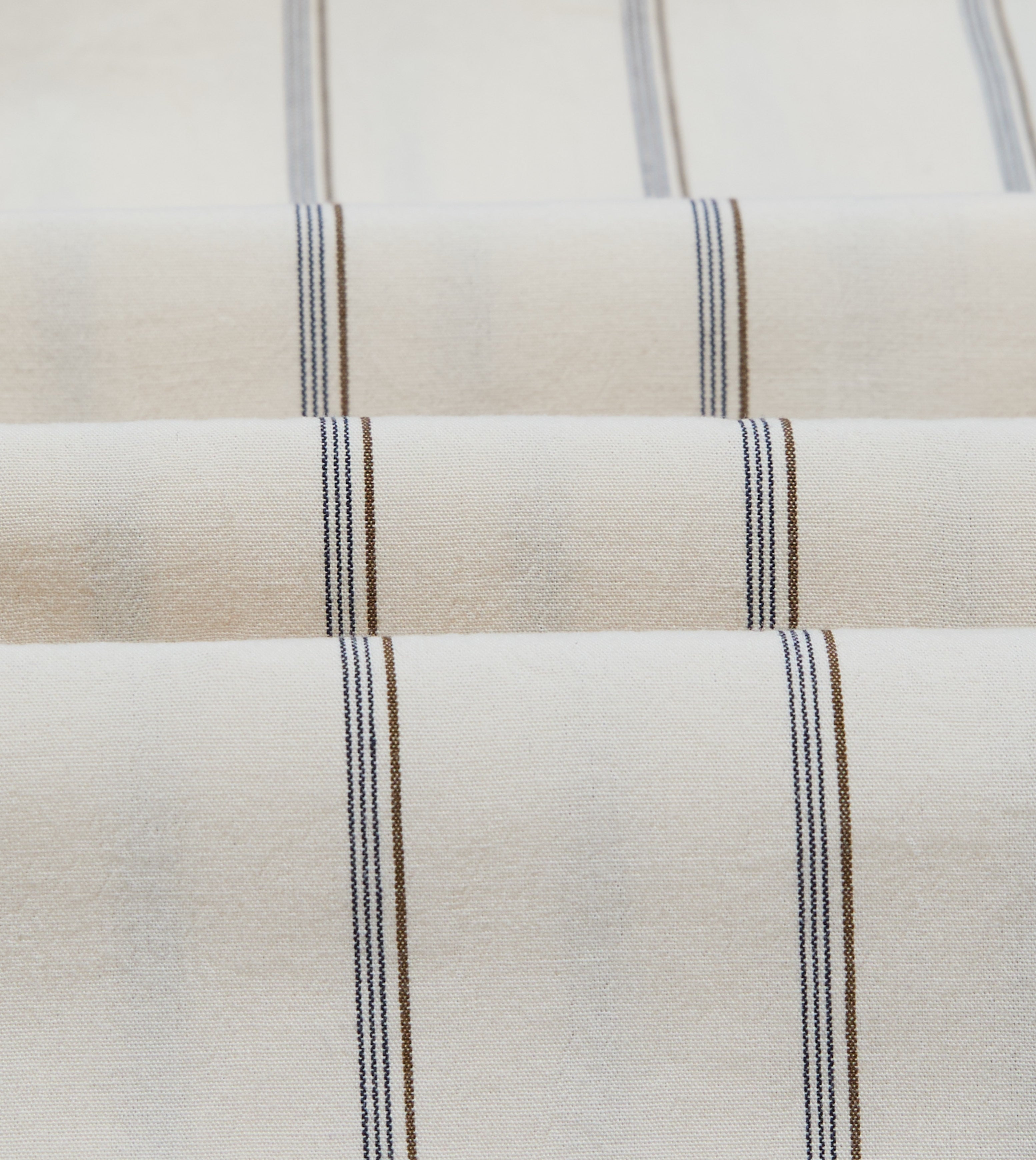 Drake's by A. Levine Ecru Stripe Cotton Long Point Collar Shirt