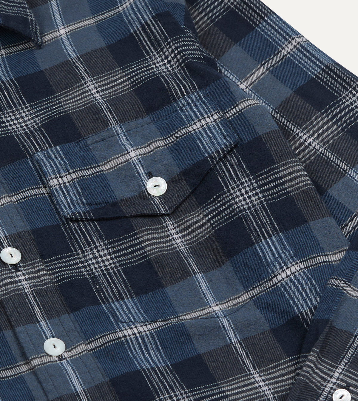Navy Check Cotton Two-Pocket Long Point Collar Work Shirt