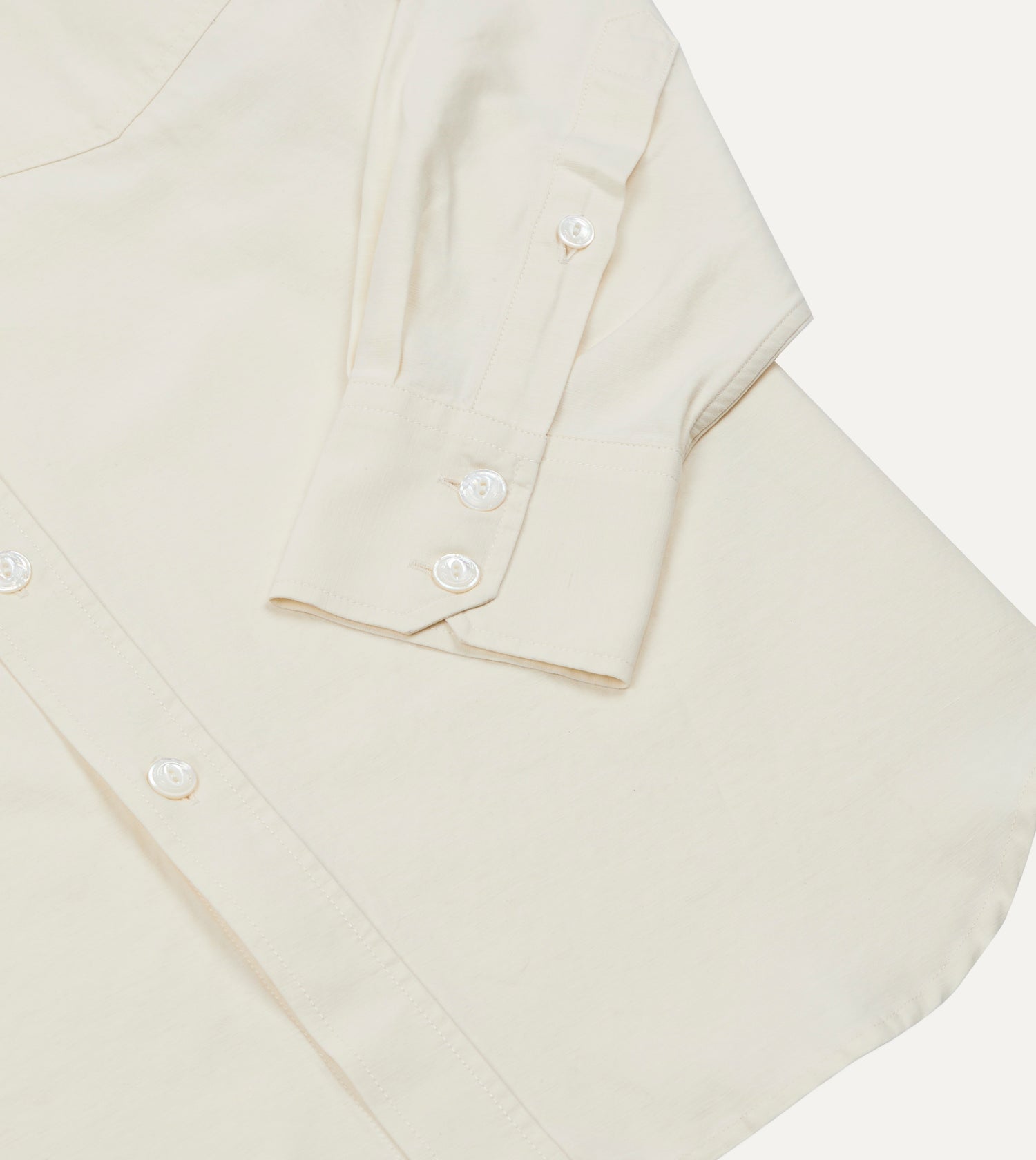 Ecru Cotton-Linen Two-Pocket Long Point Collar Work Shirt