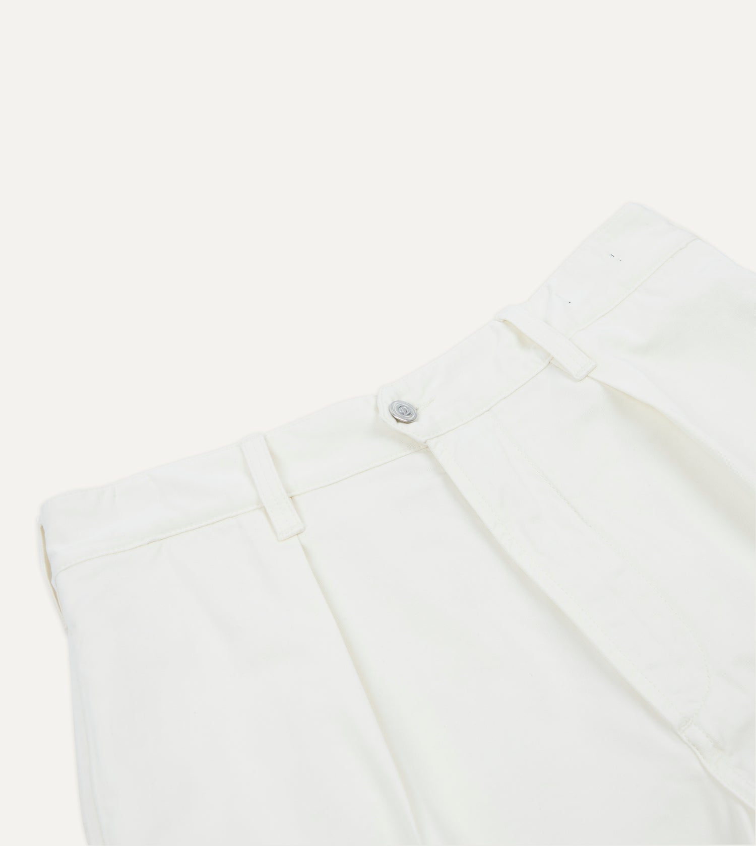 Washed Ecru Cotton Twill Single-Pleat Shorts