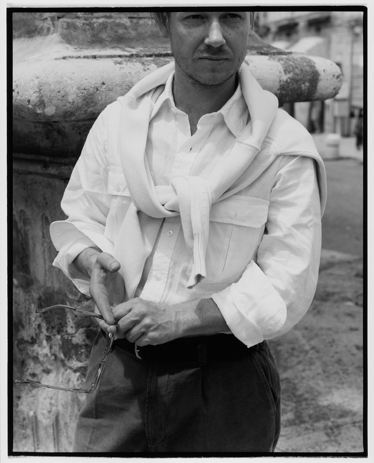 White Linen Two-Pocket Long Point Collar Work Shirt