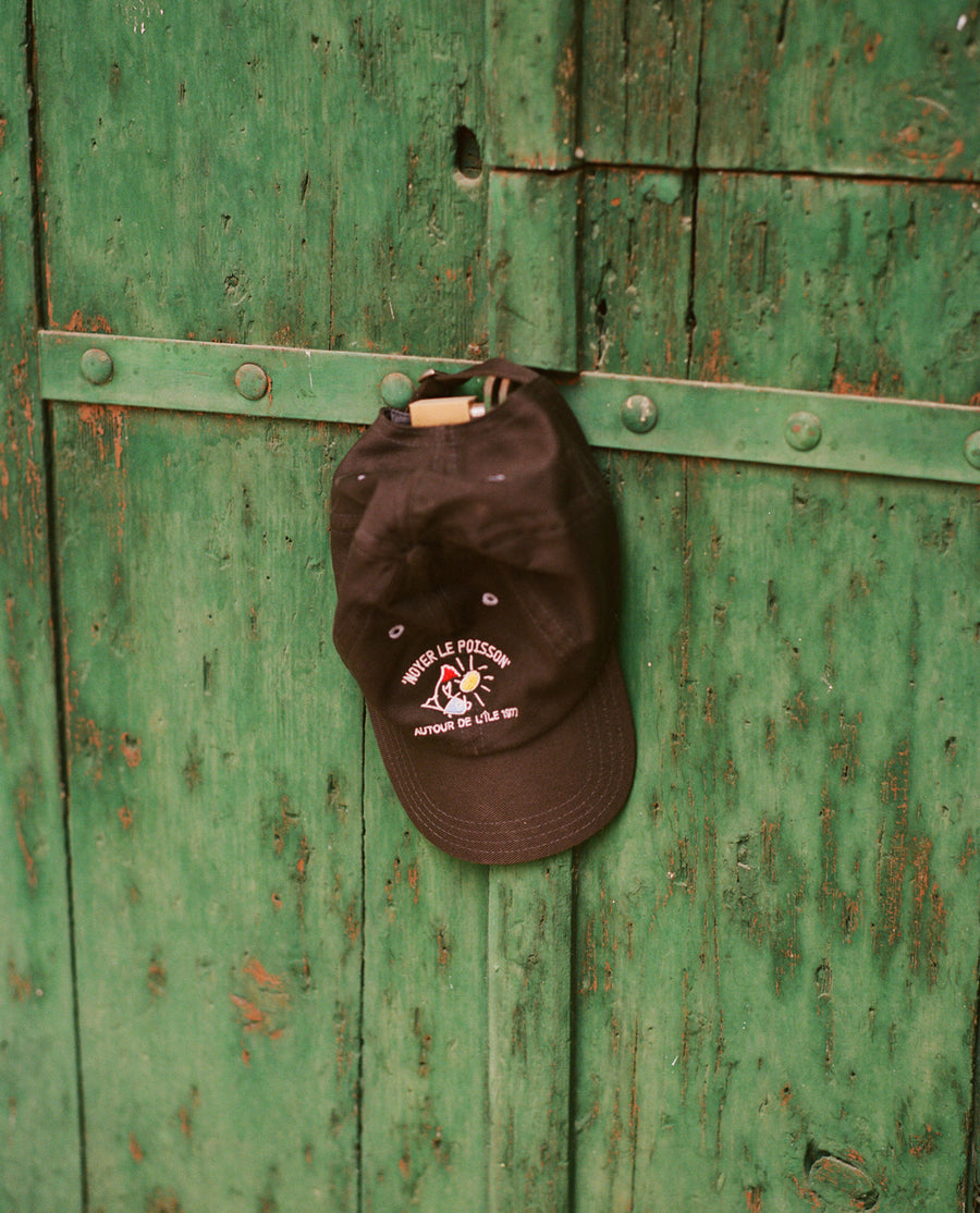 Black 'Noyer Le Poisson' Cotton Baseball Cap