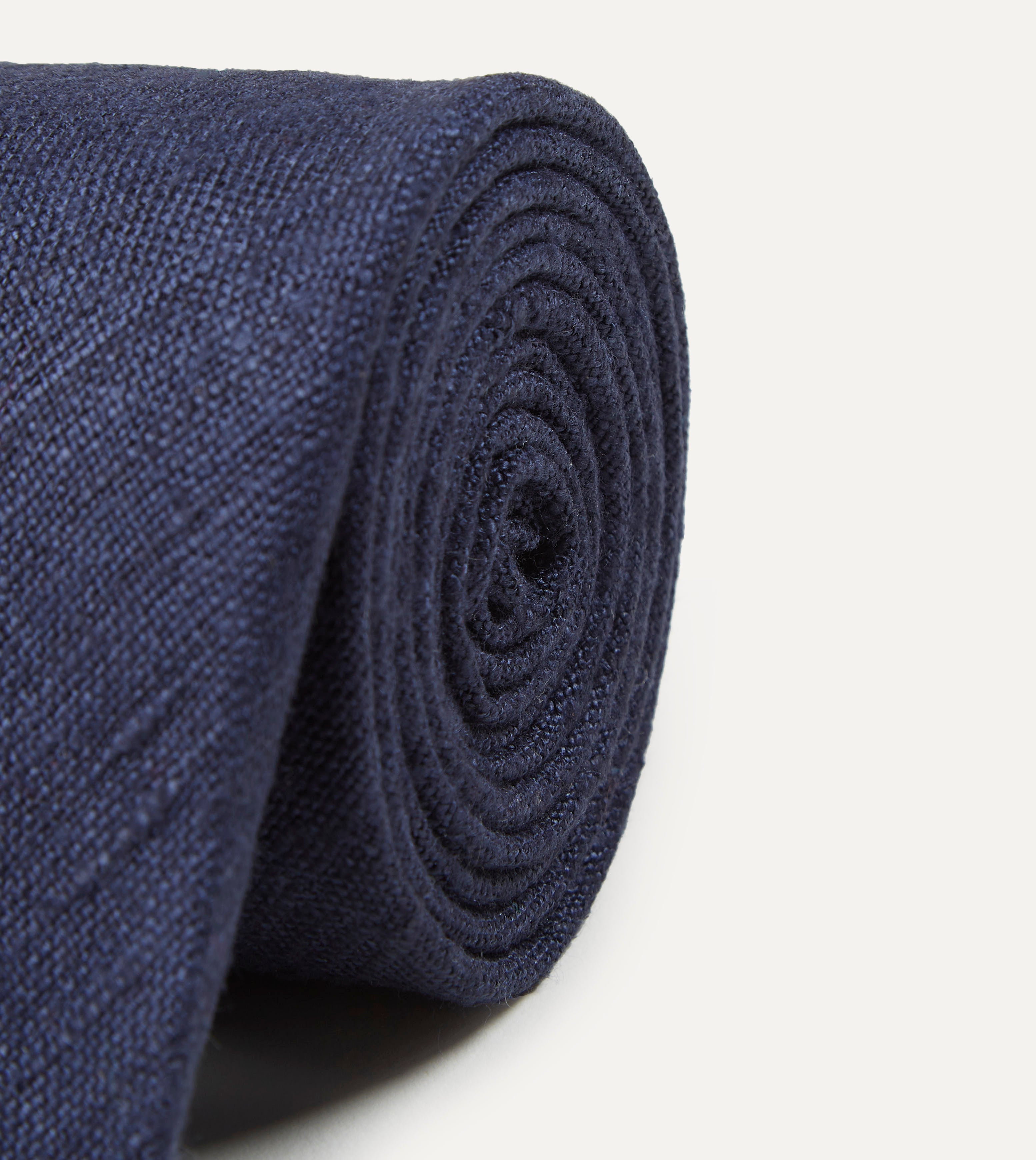 Navy Tussah Hand Rolled Silk Tie – Drakes US